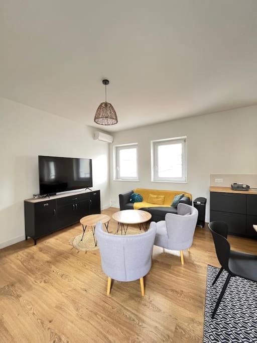 Banjul - Bel Appartement A Reims Luaran gambar